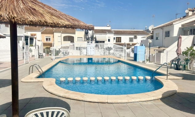 Property for sale - Bungalow for sale - Torrevieja - El Chaparral