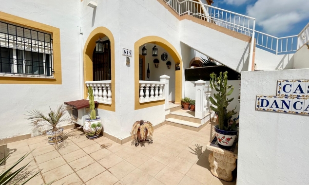 Property for sale - Bungalow for sale - Torrevieja - Altos del Limonar