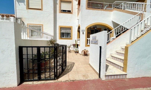 Property for sale - Bungalow for sale - Torrevieja - Altos del Limonar