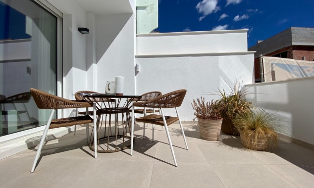 New Property for sale - Bungalow for sale - Pilar de la Horadada - pueblo