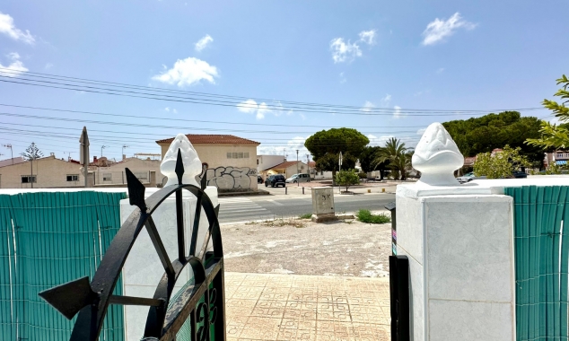 Property for sale - Bungalow for sale - Torrevieja - La Torreta