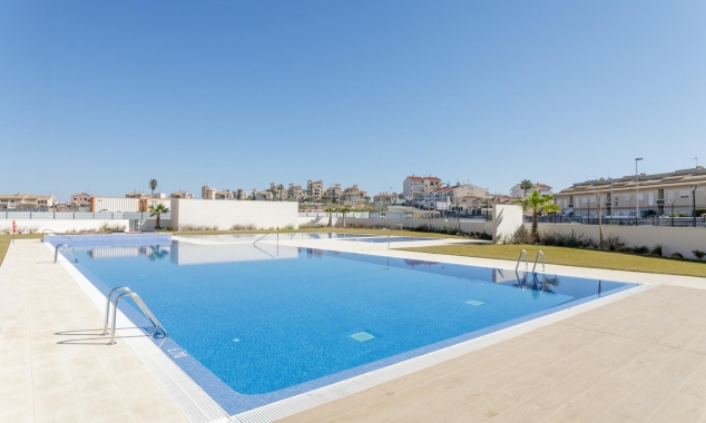 New Property for sale - Penthouse - Torrevieja - Torrevieja Town Centre