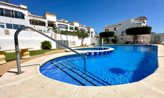 Property for sale - Bungalow for sale - Orihuela - Entre Naranjos