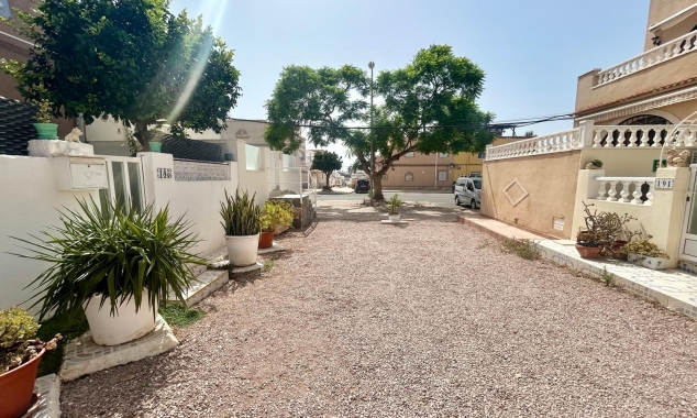 Property for sale - Townhouse for sale - Torrevieja - La Siesta
