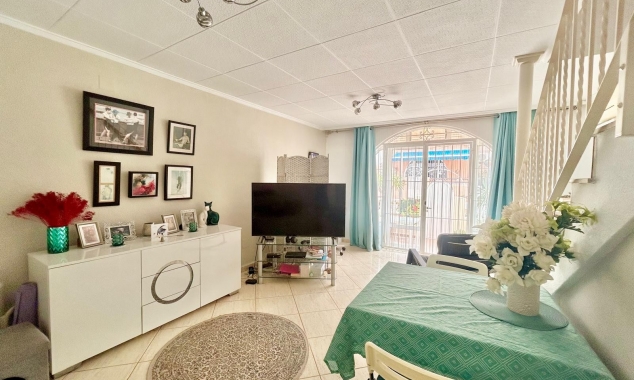 Property for sale - Townhouse for sale - Torrevieja - La Siesta
