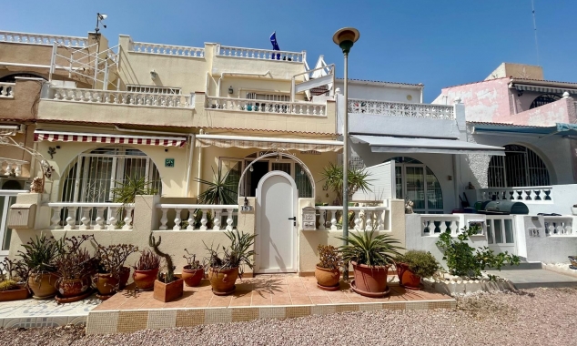Property for sale - Townhouse for sale - Torrevieja - La Siesta