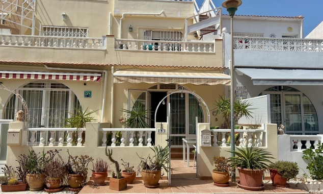 Property for sale - Townhouse for sale - Torrevieja - La Siesta