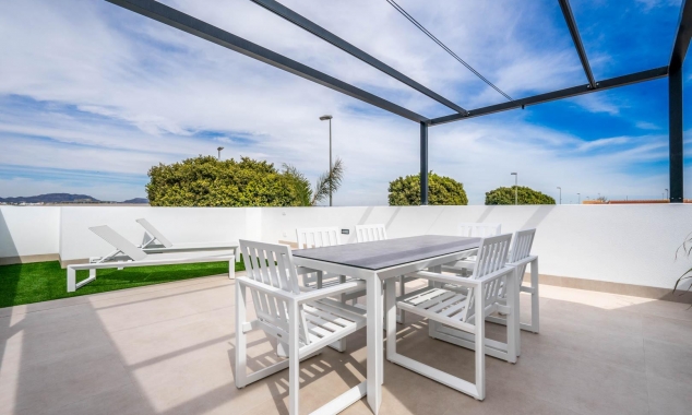 New Property for sale - Villa for sale - Roldan