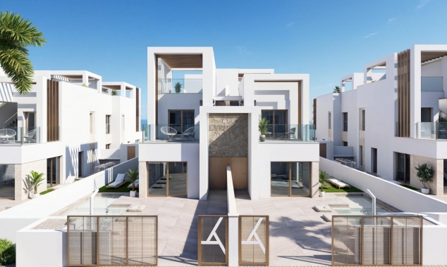 New Property for sale - Townhouse for sale - Los Alcazares - Serena Golf and Beach Resort