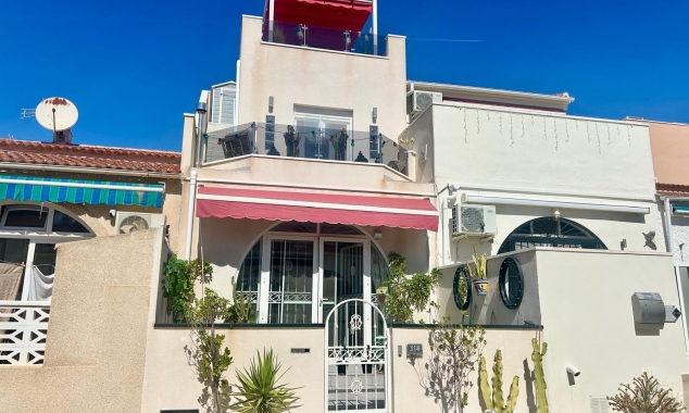 Property for sale - Townhouse for sale - Torrevieja - La Siesta