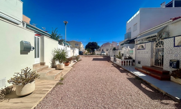 Property for sale - Townhouse for sale - Torrevieja - La Siesta