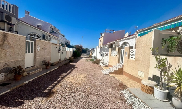 Property for sale - Townhouse for sale - Torrevieja - La Siesta