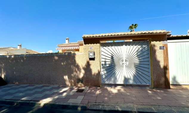 Propiedad en venta - Villa en venta - Torrevieja - San Luis