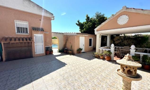 Propiedad en venta - Villa en venta - Torrevieja - San Luis