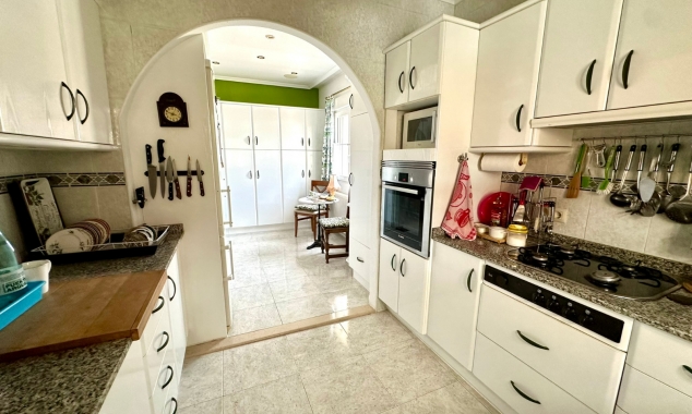 Property for sale - Villa for sale - Torrevieja - El Chaparral