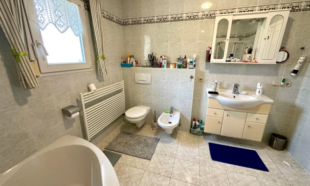 Property for sale - Villa for sale - Torrevieja - El Chaparral