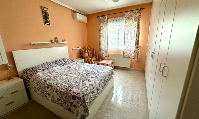 Property for sale - Villa for sale - Torrevieja - El Chaparral