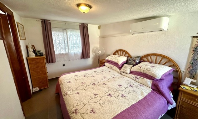 Property for sale - Bungalow for sale - Torrevieja - La Siesta