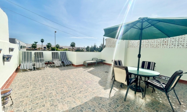 Property for sale - Bungalow for sale - Torrevieja - Altos del Limonar