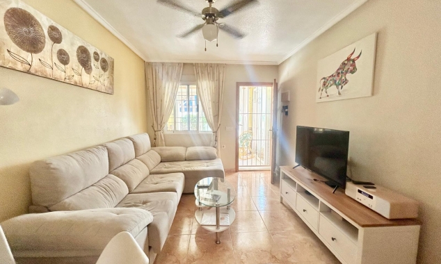Property for sale - Bungalow for sale - Torrevieja - Altos del Limonar