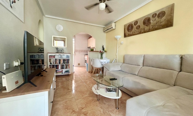 Property for sale - Bungalow for sale - Torrevieja - Altos del Limonar