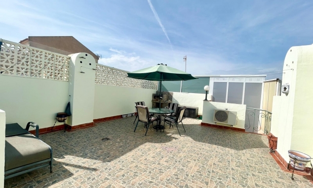 Property for sale - Bungalow for sale - Torrevieja - Altos del Limonar