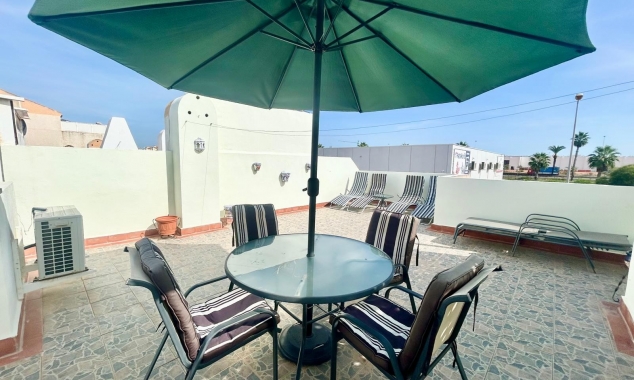 Property for sale - Bungalow for sale - Torrevieja - Altos del Limonar