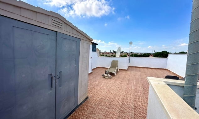 Property for sale - Bungalow for sale - Torrevieja - Altos del Limonar