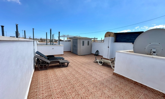 Property for sale - Bungalow for sale - Torrevieja - Altos del Limonar