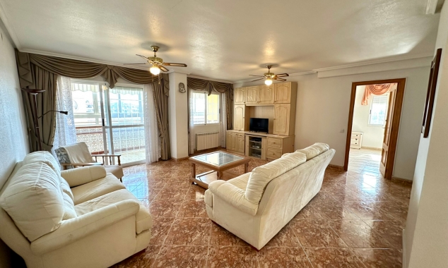 Te koop aangeboden onroerend goed - Appartement te koop - Torrevieja - San Luis
