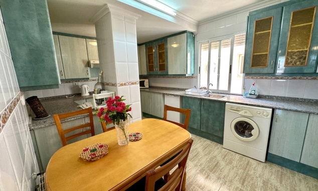 Te koop aangeboden onroerend goed - Appartement te koop - Torrevieja - San Luis