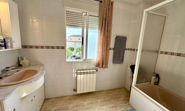 Te koop aangeboden onroerend goed - Appartement te koop - Torrevieja - San Luis
