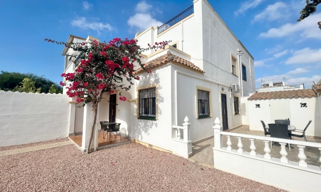 Property for sale - Townhouse for sale - Torrevieja - Jardin del Mar