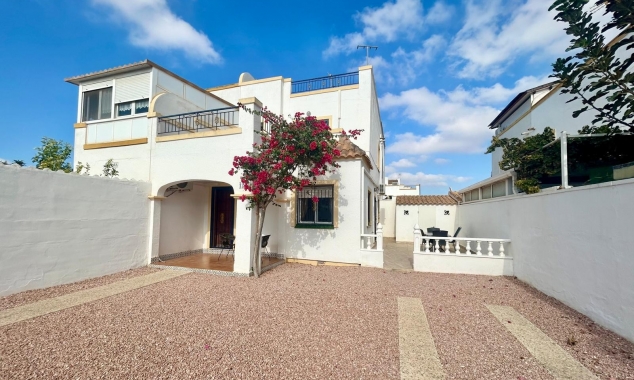 Property for sale - Townhouse for sale - Torrevieja - Jardin del Mar