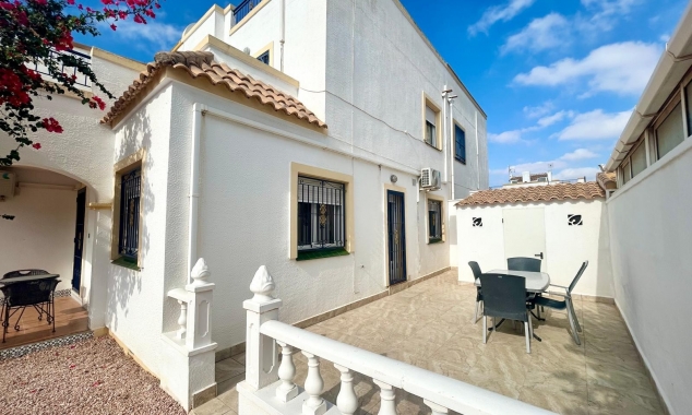 Property for sale - Townhouse for sale - Torrevieja - Jardin del Mar