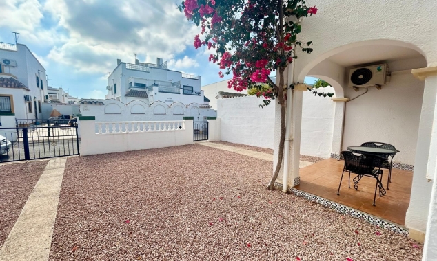 Property for sale - Townhouse for sale - Torrevieja - Jardin del Mar