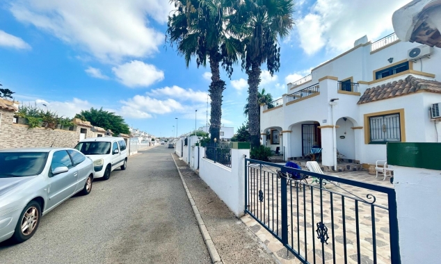 Property for sale - Townhouse for sale - Torrevieja - Jardin del Mar