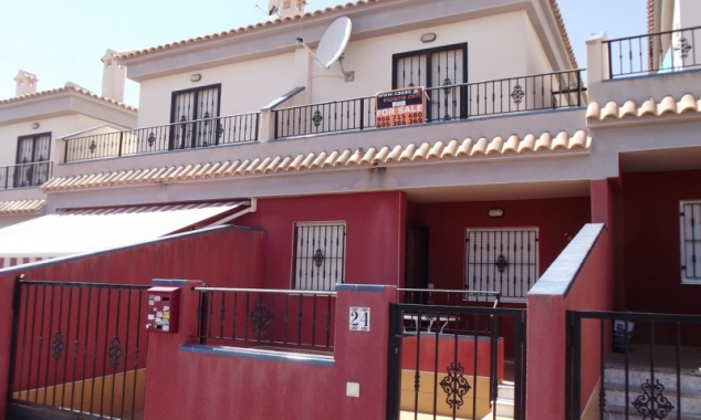 Archivé - Townhouse for sale - Torrevieja - Aguas Nuevas