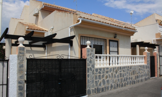 Propriété en attente - Villa for sale - Ciudad Quesada
