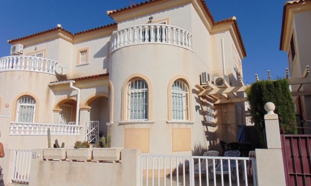 Property Sold - Villa for sale - Torrevieja - Aguas Nuevas
