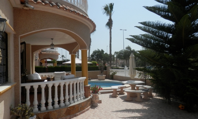 Property Sold - Villa for sale - Guardamar del Segura - El Raso