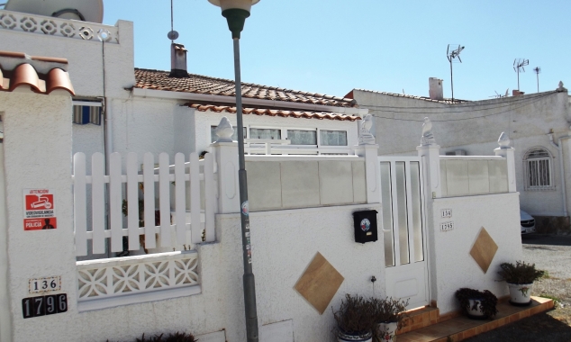 Propriété en attente - Bungalow for sale - Torrevieja - San Luis