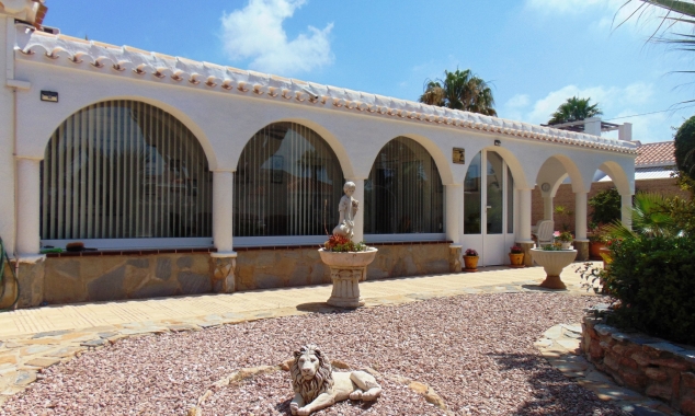 Property Sold - Villa for sale - Torrevieja - La Torreta Florida