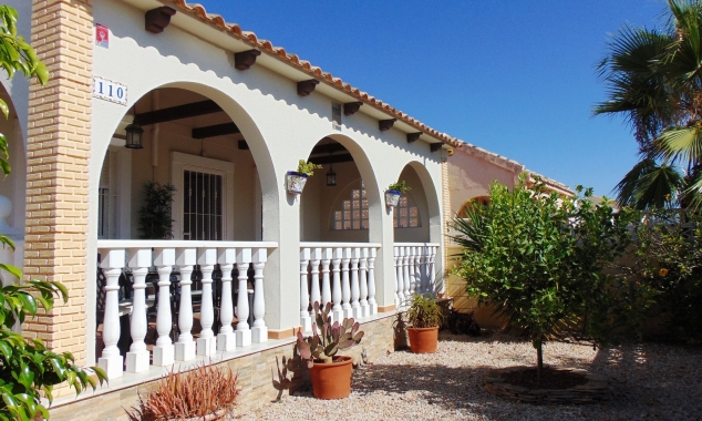 Property on Hold - Villa for sale - Balsicas - Sierra Golf