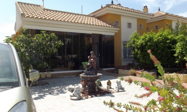Property on Hold - Villa for sale - Los Montesinos - Montesol Villas