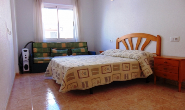 Property on Hold - Apartment for sale - Torrevieja - Torrevieja Town Centre