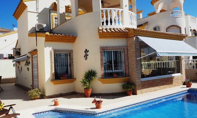 Property Sold - Villa for sale - El Pinar de Campoverde - Campoverde