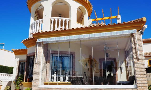 Propiedad vendida - Villa for sale - El Pinar de Campoverde - Campoverde