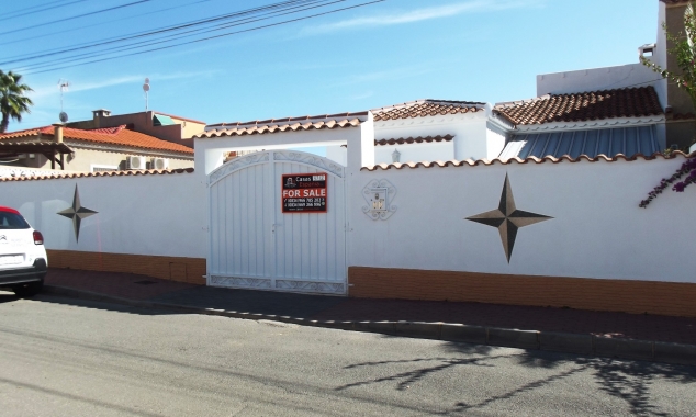 Archivé - Villa for sale - Torrevieja - El Chaparral