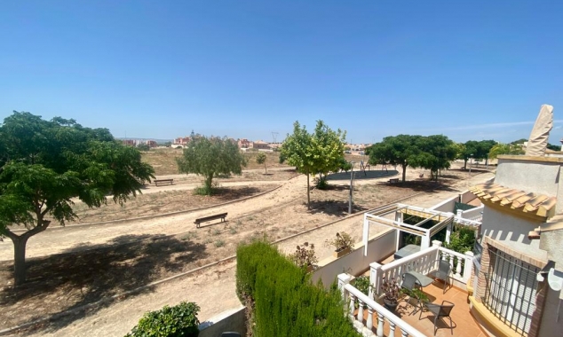 Propiedad en venta - Villa for sale - Los Montesinos - La Herrada